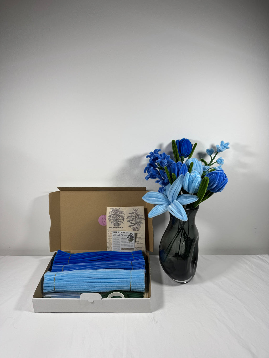 Blaues Blumen Bastelset – Tulpen, Lilie, Maiglöckchen & Hyazinthe aus Pfeifenreinigern